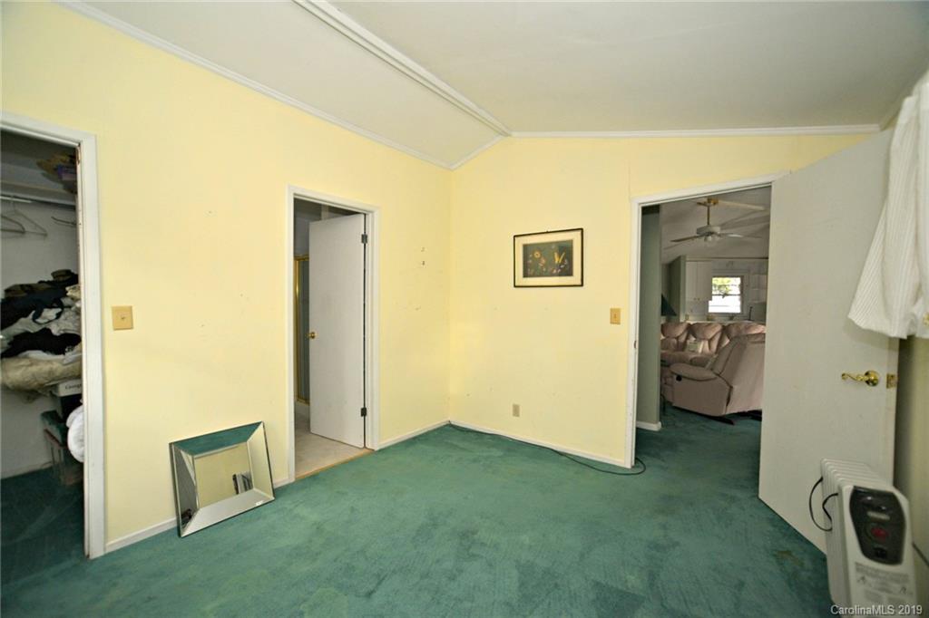 276 Bear Ridge Road Tuckasegee, NC 28783 - Photo 10 of 28 Gallery Image 10