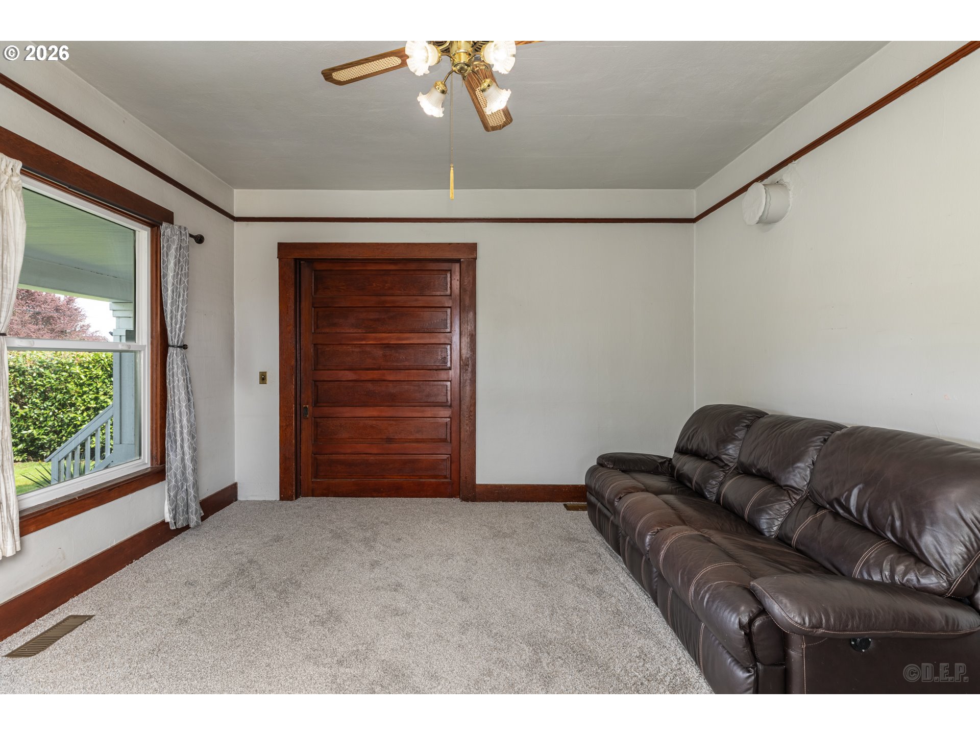 51738 Southwest Old Portland Road Scappoose, OR 97056 - Photo 5 of 22 Living Room