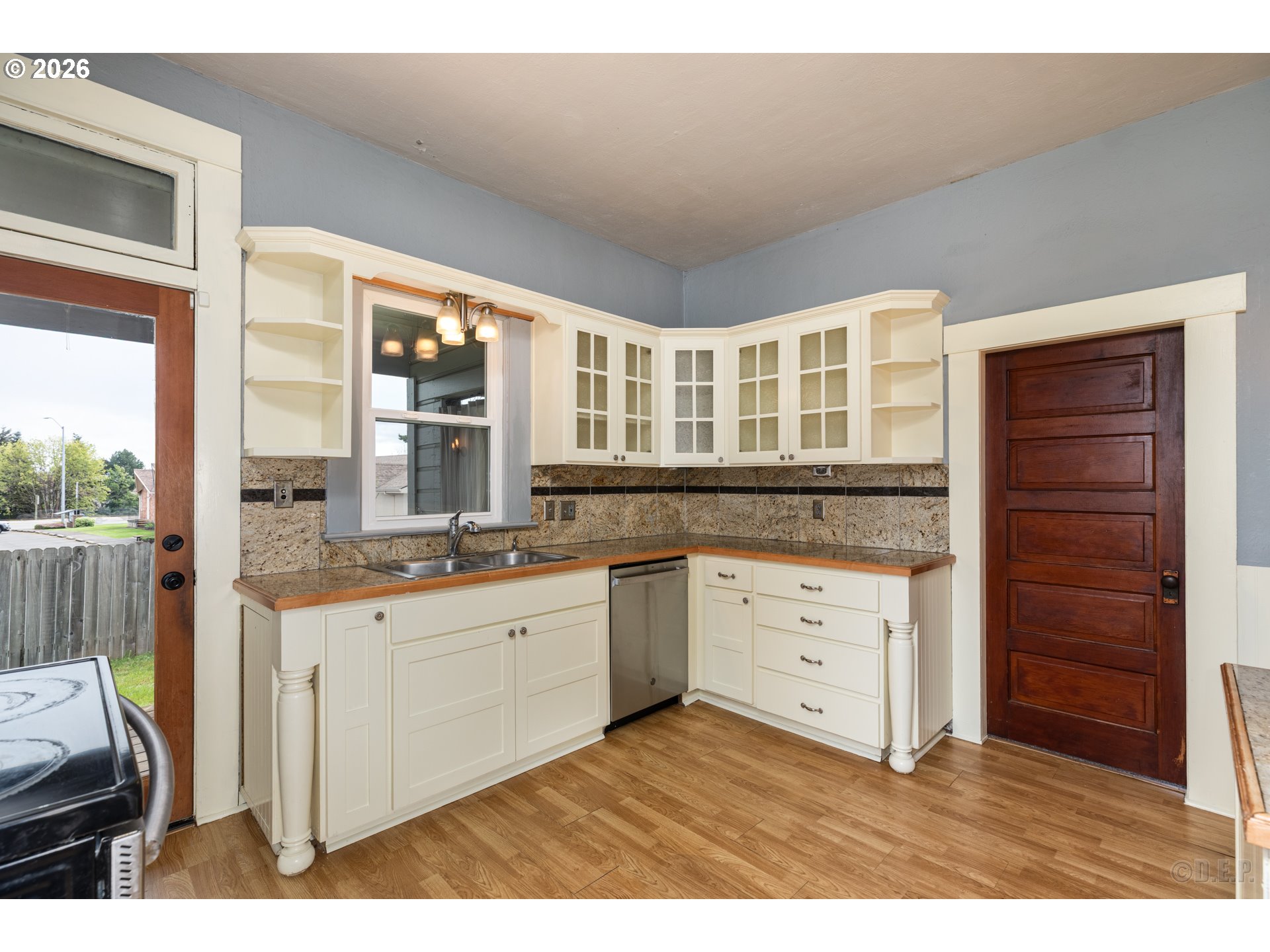 51738 Southwest Old Portland Road Scappoose, OR 97056 - Photo 7 of 22 Kitchen