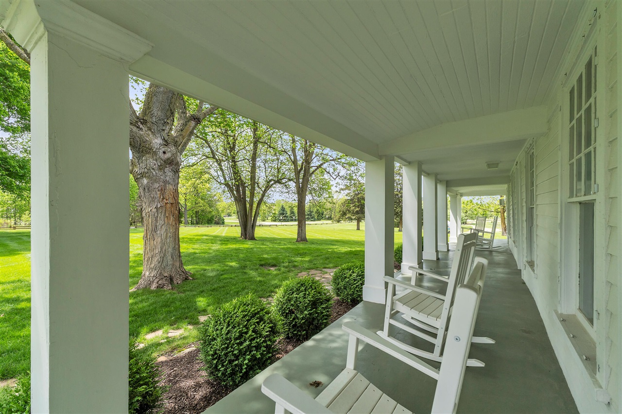 8540 Island Lake Road Dexter, MI 48130 - Photo 4 of 87