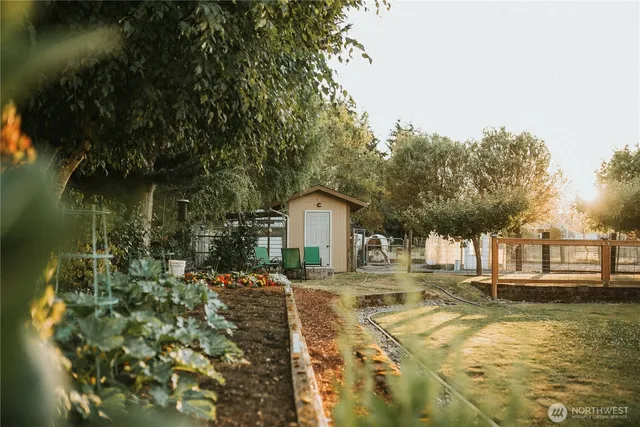 $1,275,000 | 4004 50th St Court East, Tacoma, WA 98443