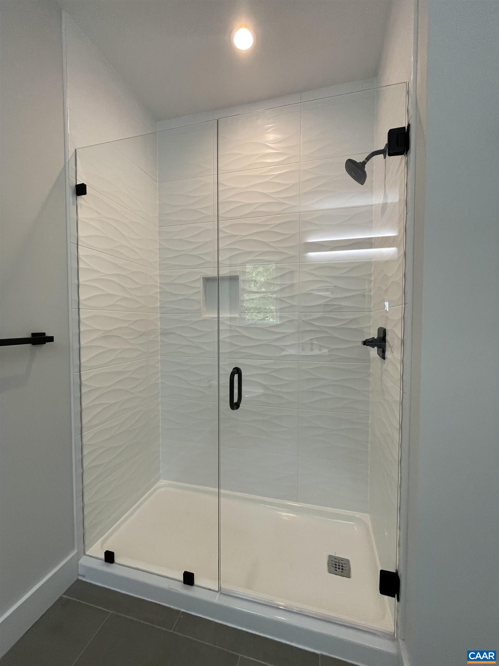 24 Begum Road Palmyra, VA 22963 - Photo 42 of 47 a bathroom with a shower