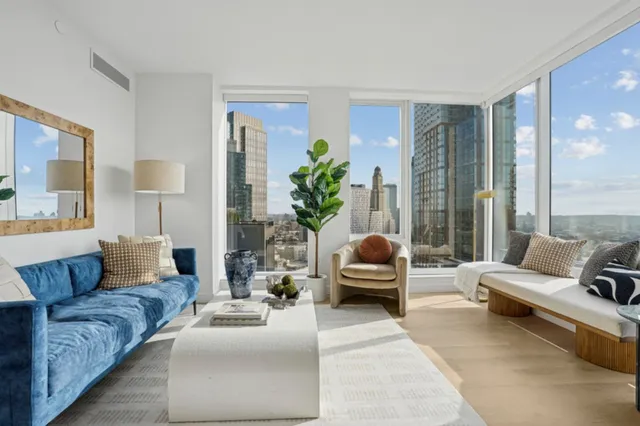 $8,330 | 17 Hanover Place, Unit 27D | Downtown Brooklyn