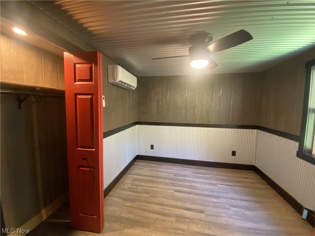 69935 Leeper Road Cambridge, OH 43725 - Photo 8 of 29 Bedroom
