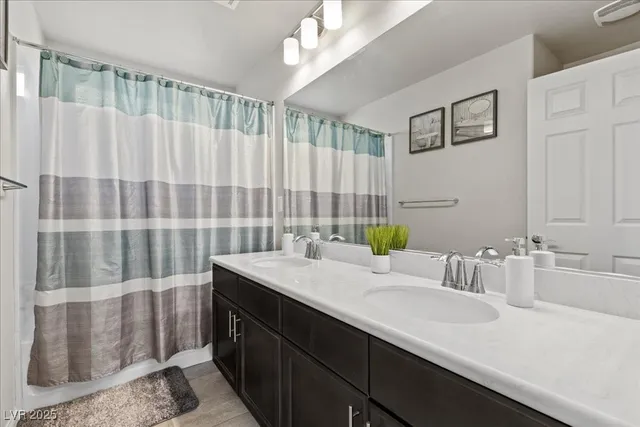 $5,500 | 5659 Camilla Cellars Court, Las Vegas, NV 89141