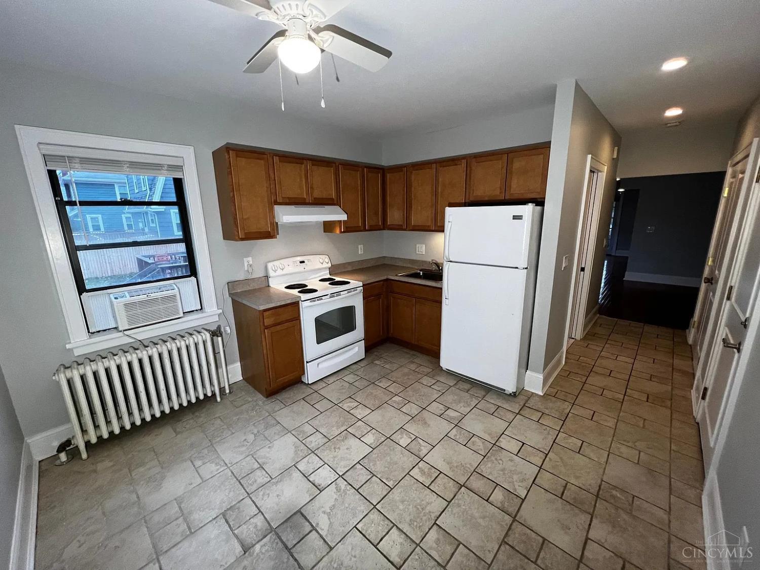5801 Ridge Avenue Cincinnati, OH 45213 - Photo 13 of 39