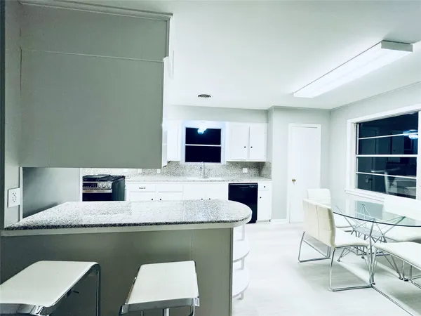 $2,250 | 6410 Neff Street, Houston, TX 77074