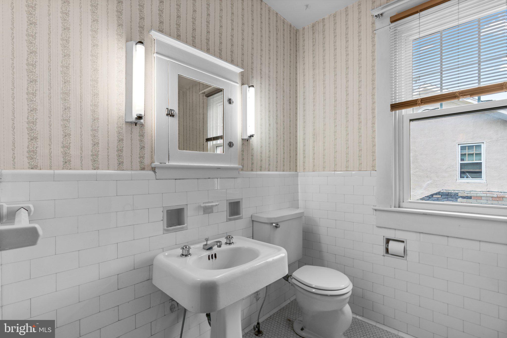 11 Overbrook Road Catonsville, MD 21228 - Photo 31 of 37 Gallery Image 31