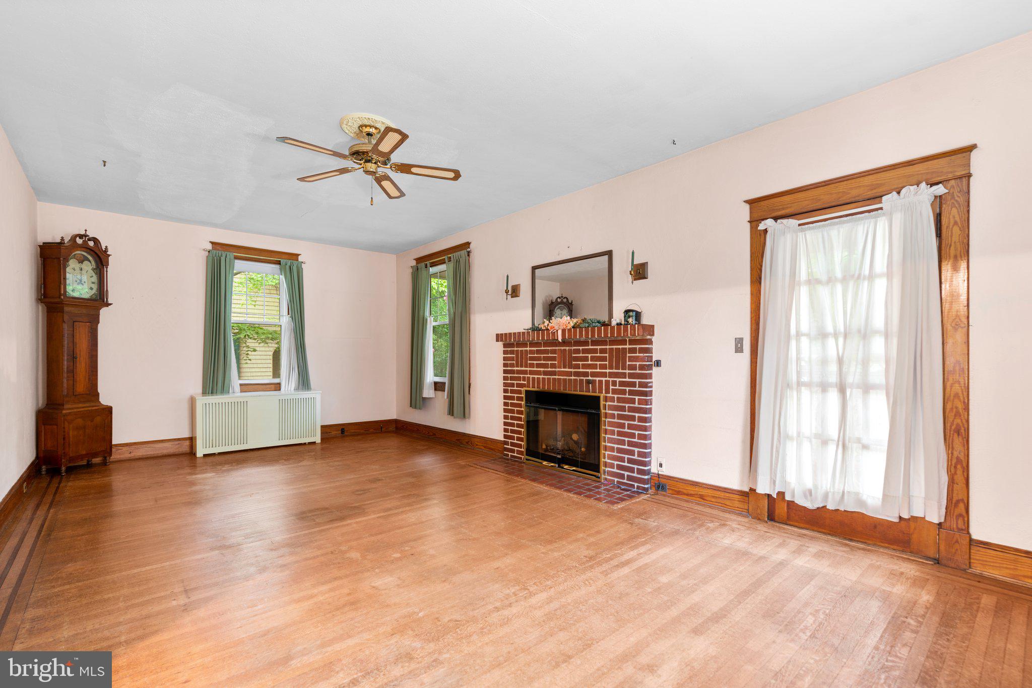 11 Overbrook Road Catonsville, MD 21228 - Photo 6 of 37 Gallery Image 6