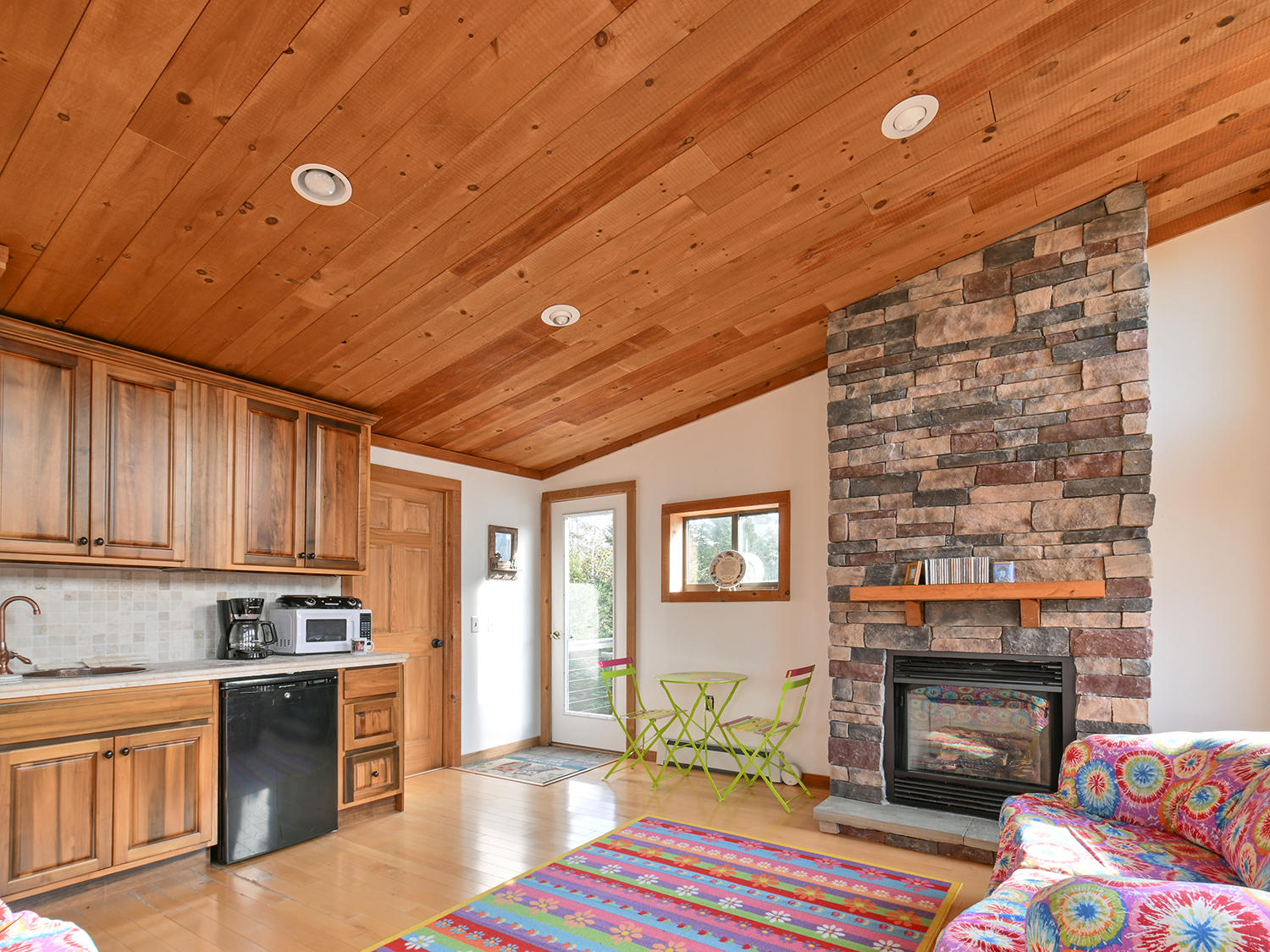 107 Ferry Road Swans Island, ME 04685 - Photo 31 of 39 Guest Cottage5