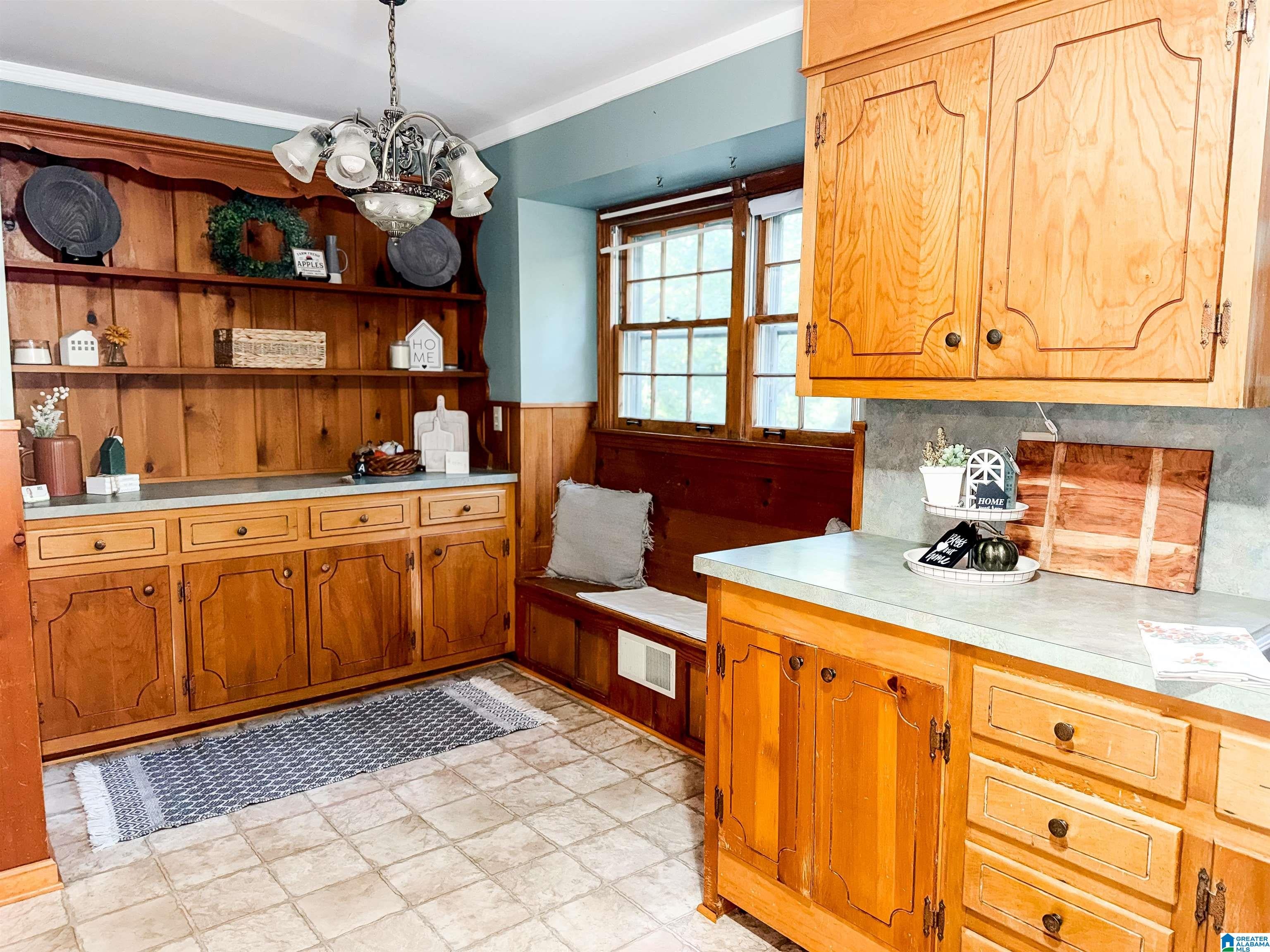 641 Ridge Top Circle Birmingham, AL 35206 - Photo 12 of 36 Gallery Image 12