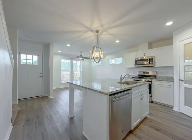 $2,000 | 2892 Blue Blossom Trail, Tallahassee, FL 32308