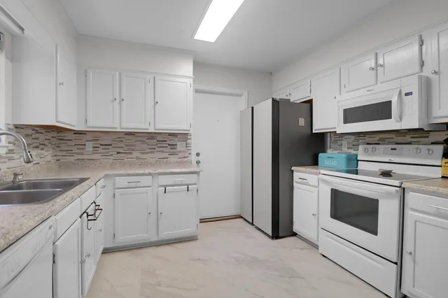 $275,000 | 2831 Chicopee Drive, North Charleston, SC 29420