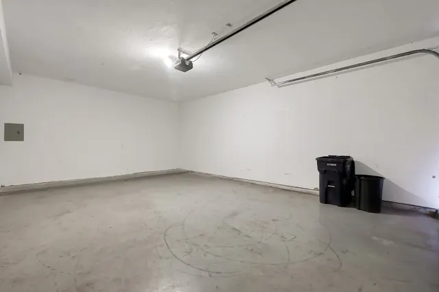 $1,350 | 167 Binnacle Court, Unit A, Willis, TX 77318