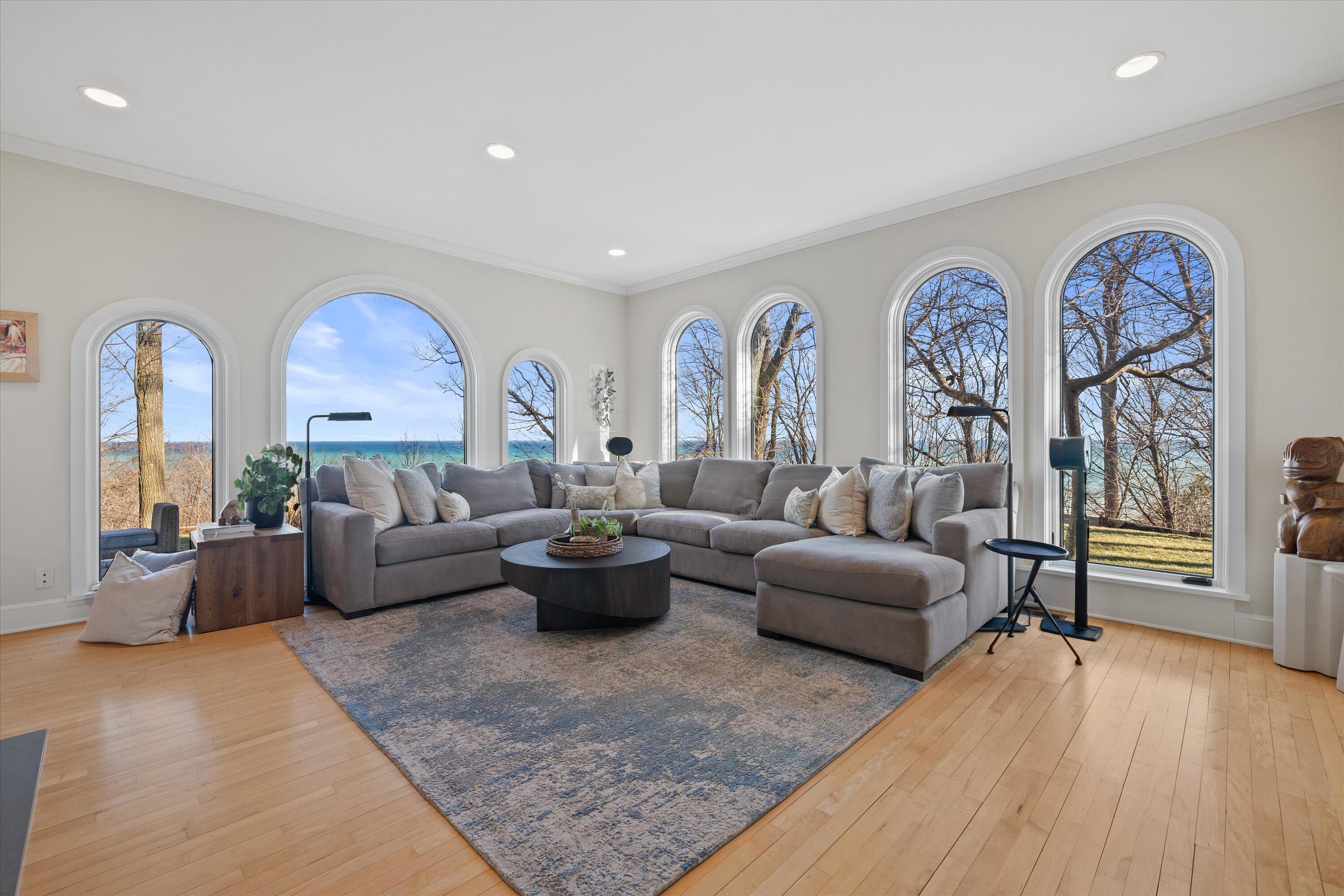 7032 North Barnett Lane Fox Point, WI 53217 - Photo 8 of 53 Living Room