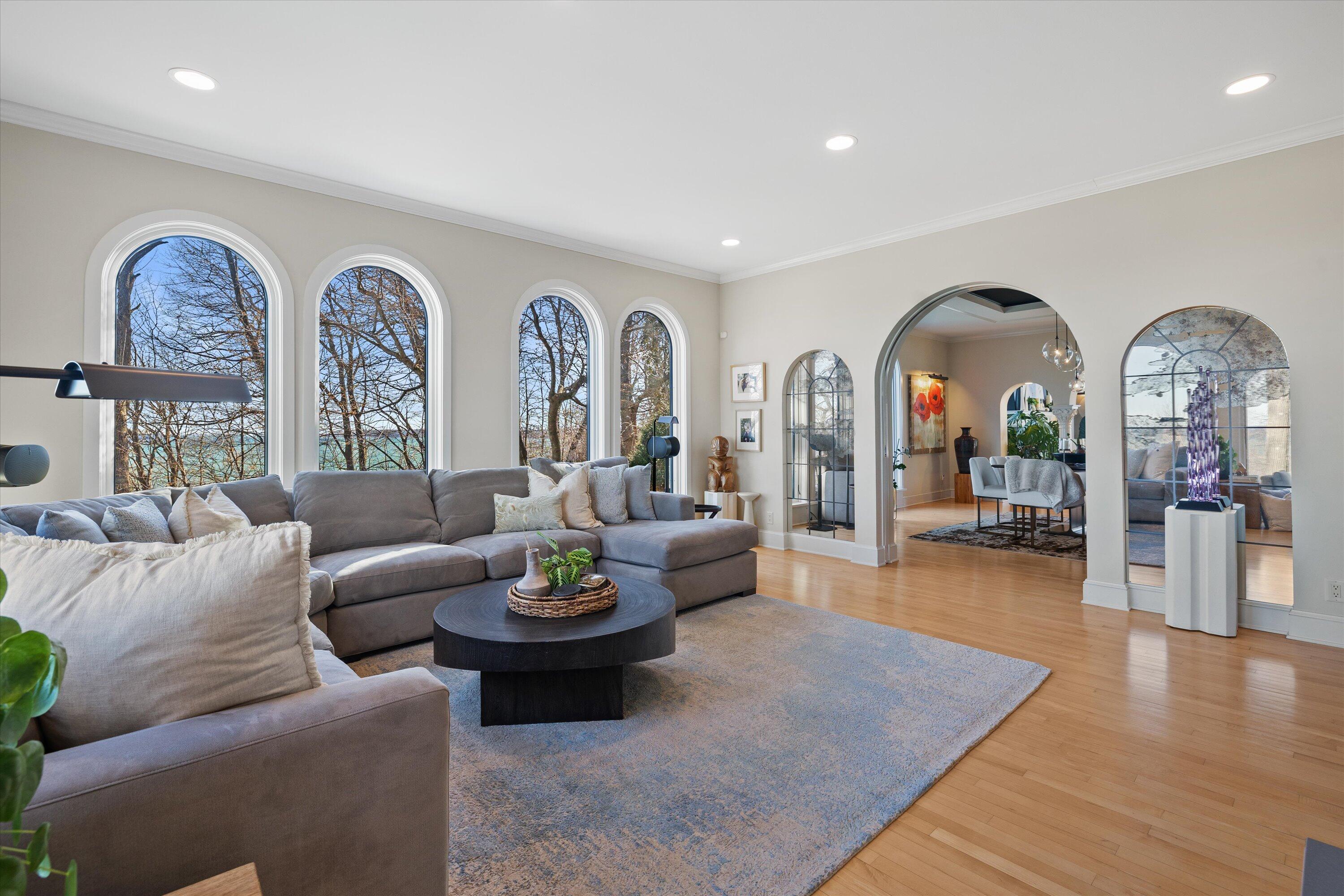 7032 North Barnett Lane Fox Point, WI 53217 - Photo 21 of 53 Living Room