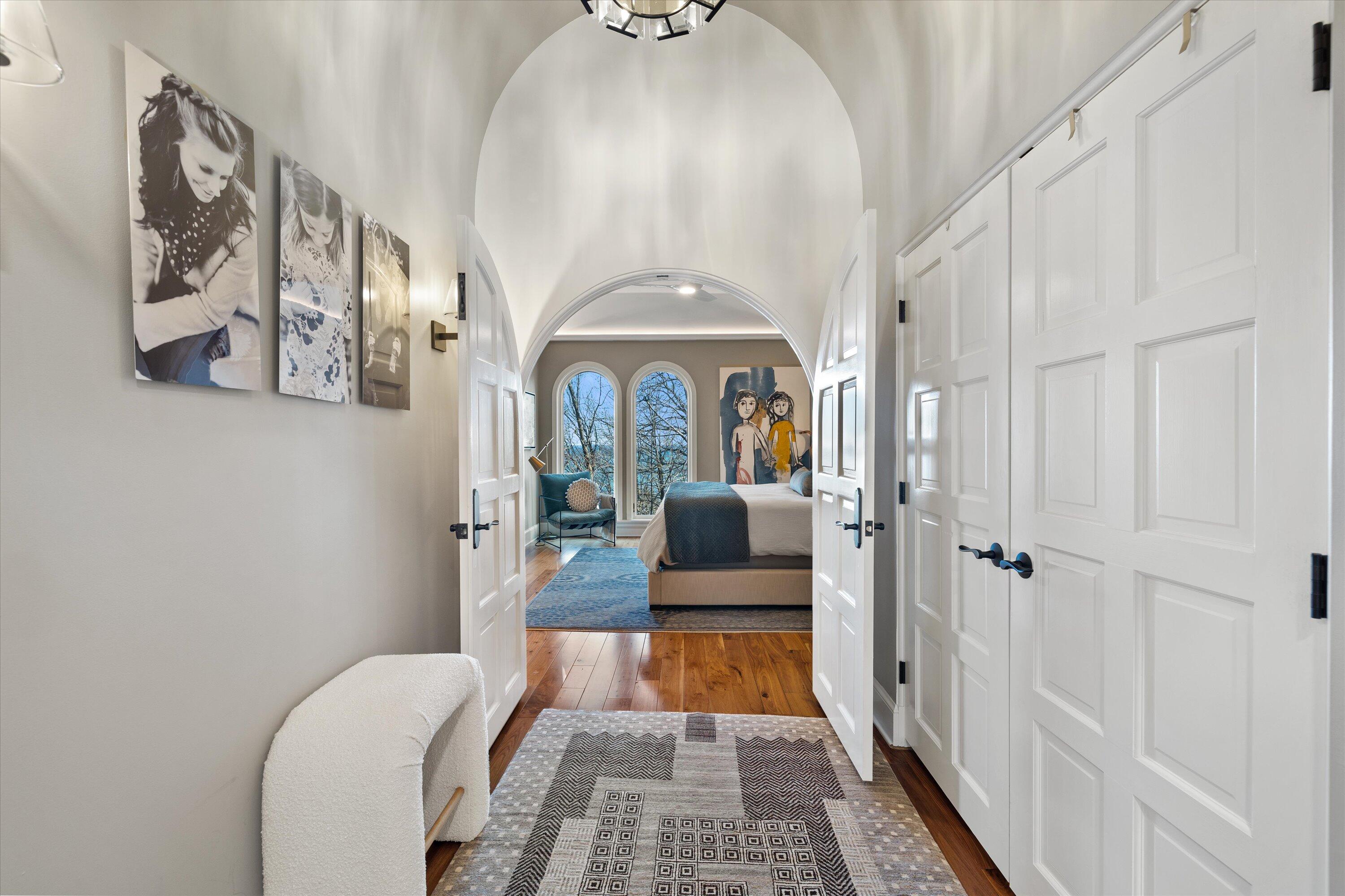 7032 North Barnett Lane Fox Point, WI 53217 - Photo 25 of 53 Primary Bedroom