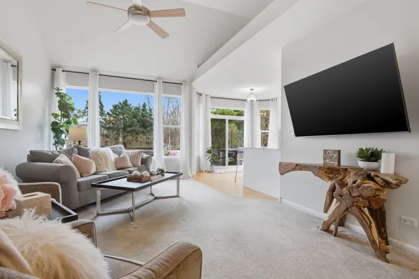 $442,000 | 595 Kelly Avenue, Yorkville, IL 60560