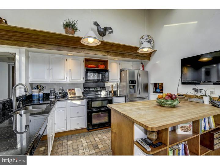 291 County Line Road Riegelsville, PA 18077 - Photo 9 of 25 Kitchen