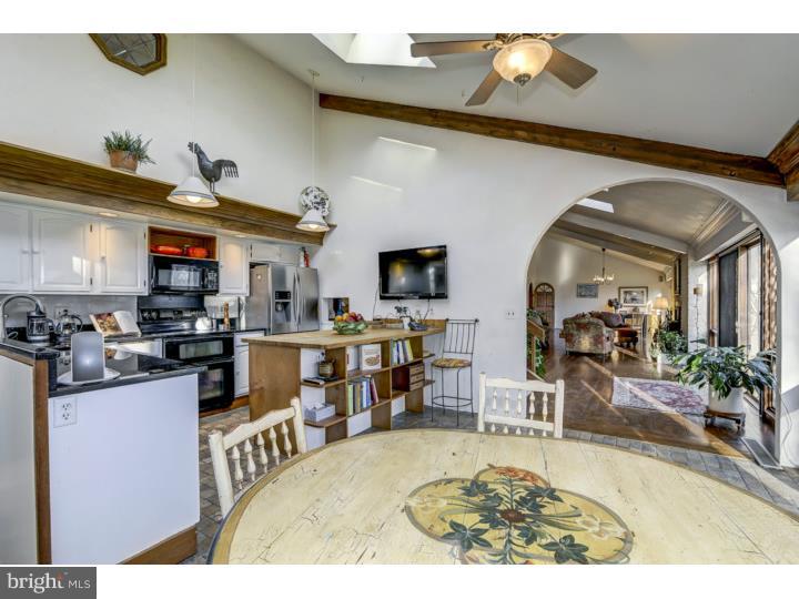 291 County Line Road Riegelsville, PA 18077 - Photo 10 of 25 Kitchen