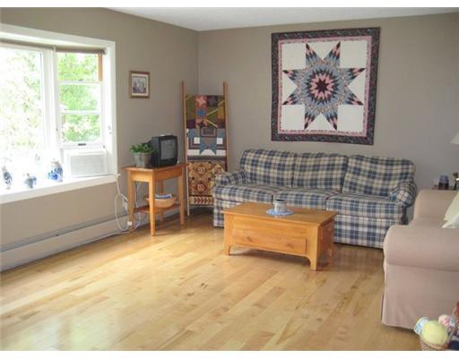 228 Cushman Road Winslow, ME 04901 - Photo 3 of 17 Living Room.