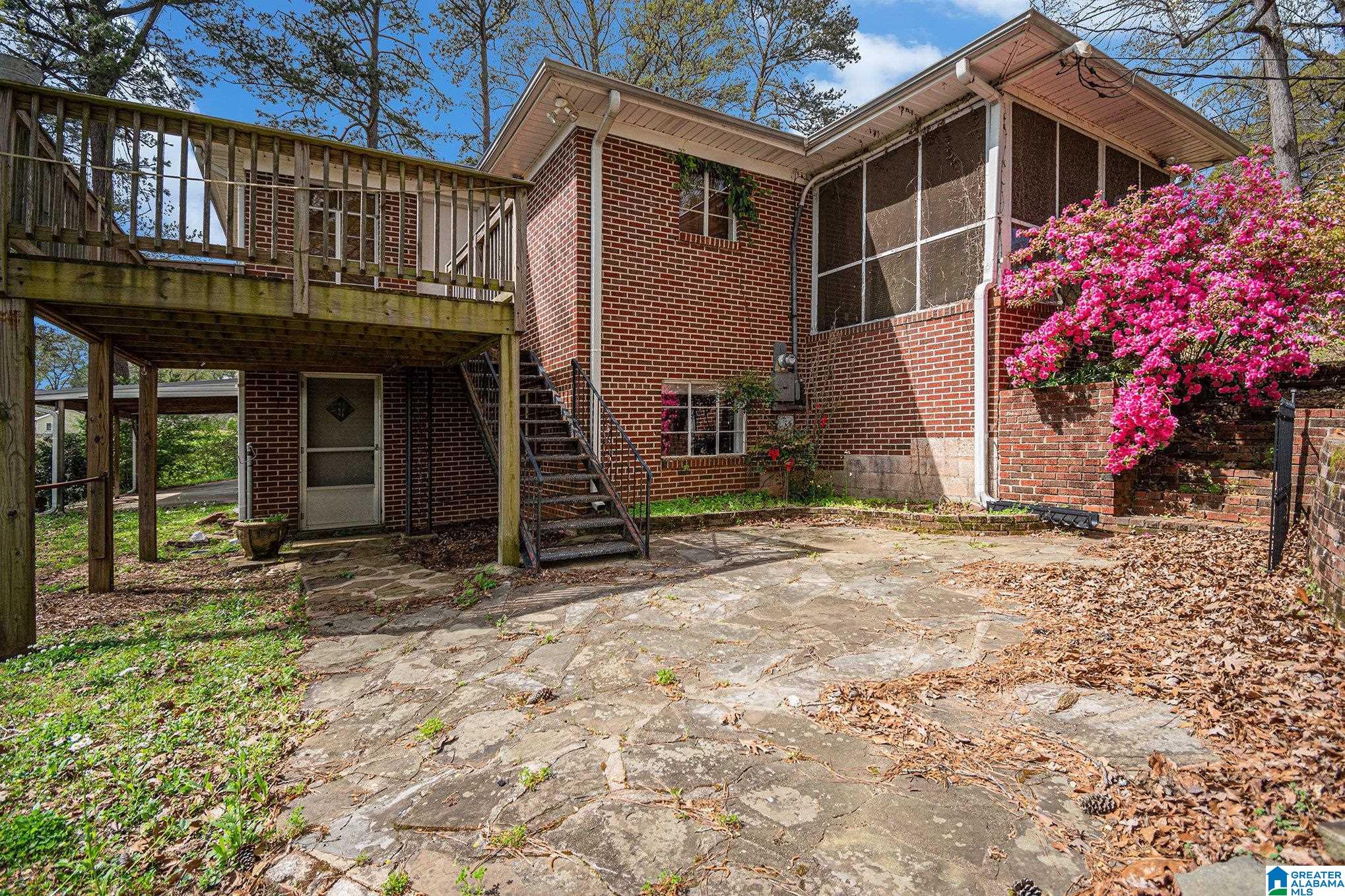 142 Kenilworth Road Bessemer, AL 35023 - Photo 3 of 38