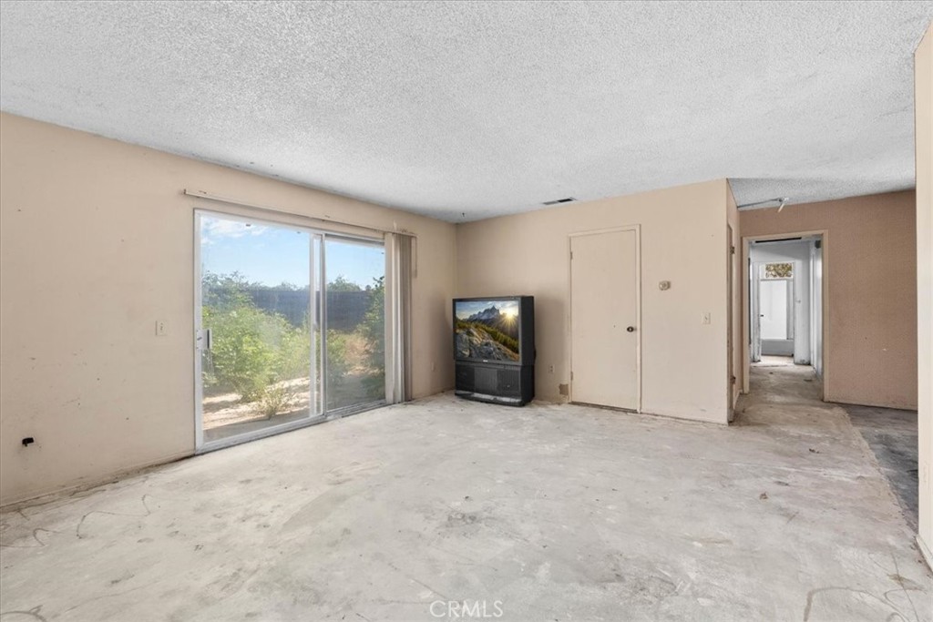 4865 Emerson Street Riverside, CA 92504 - Photo 16 of 43