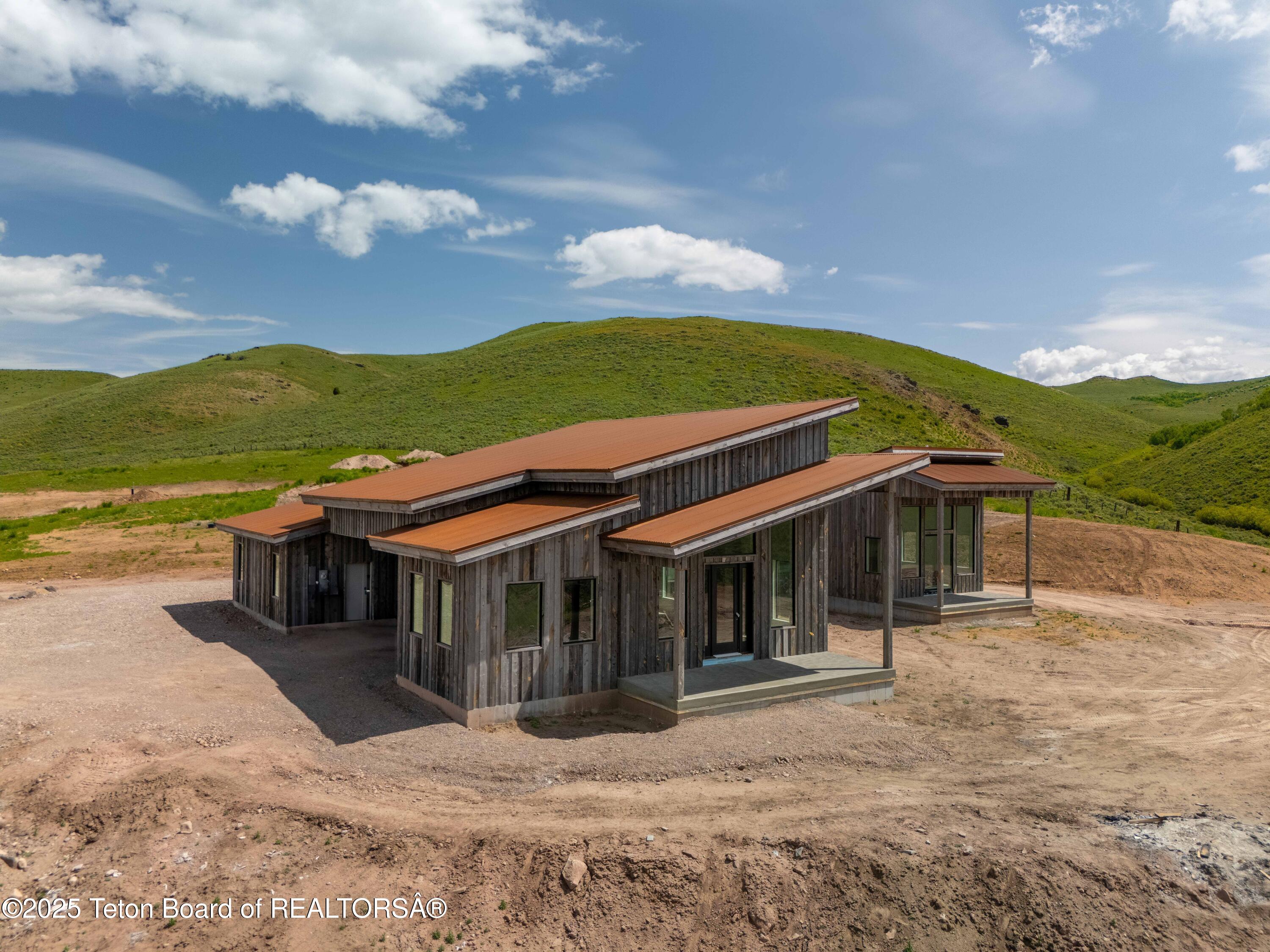 DJI_20250605114337_0142_D-HDR