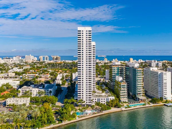$4,800 | 1330 West Avenue, Unit 711, Miami Beach, FL 33139