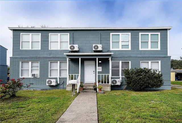$439,900 | 642 Robinson Street, Corpus Christi, TX 78404