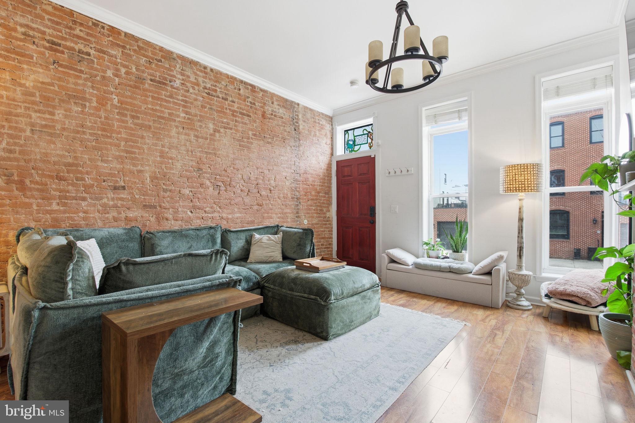 3032 Dillon Street Baltimore, MD 21224 - Photo 3 of 34