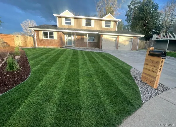 $864,900 | 6842 Wright Court, Arvada, CO 80004