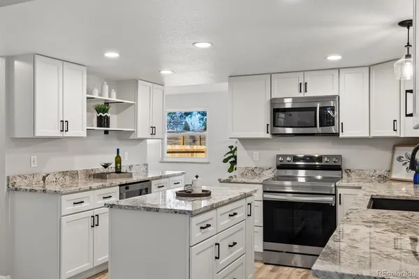 $864,900 | 6842 Wright Court, Arvada, CO 80004