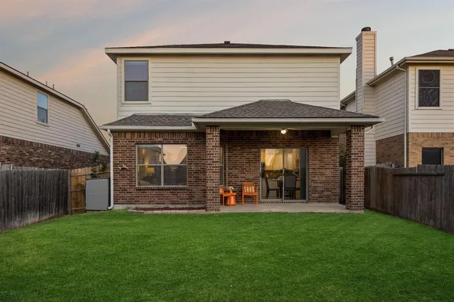 $2,300 | 12145 Walden Wood Drive, Fort Worth, TX 76244