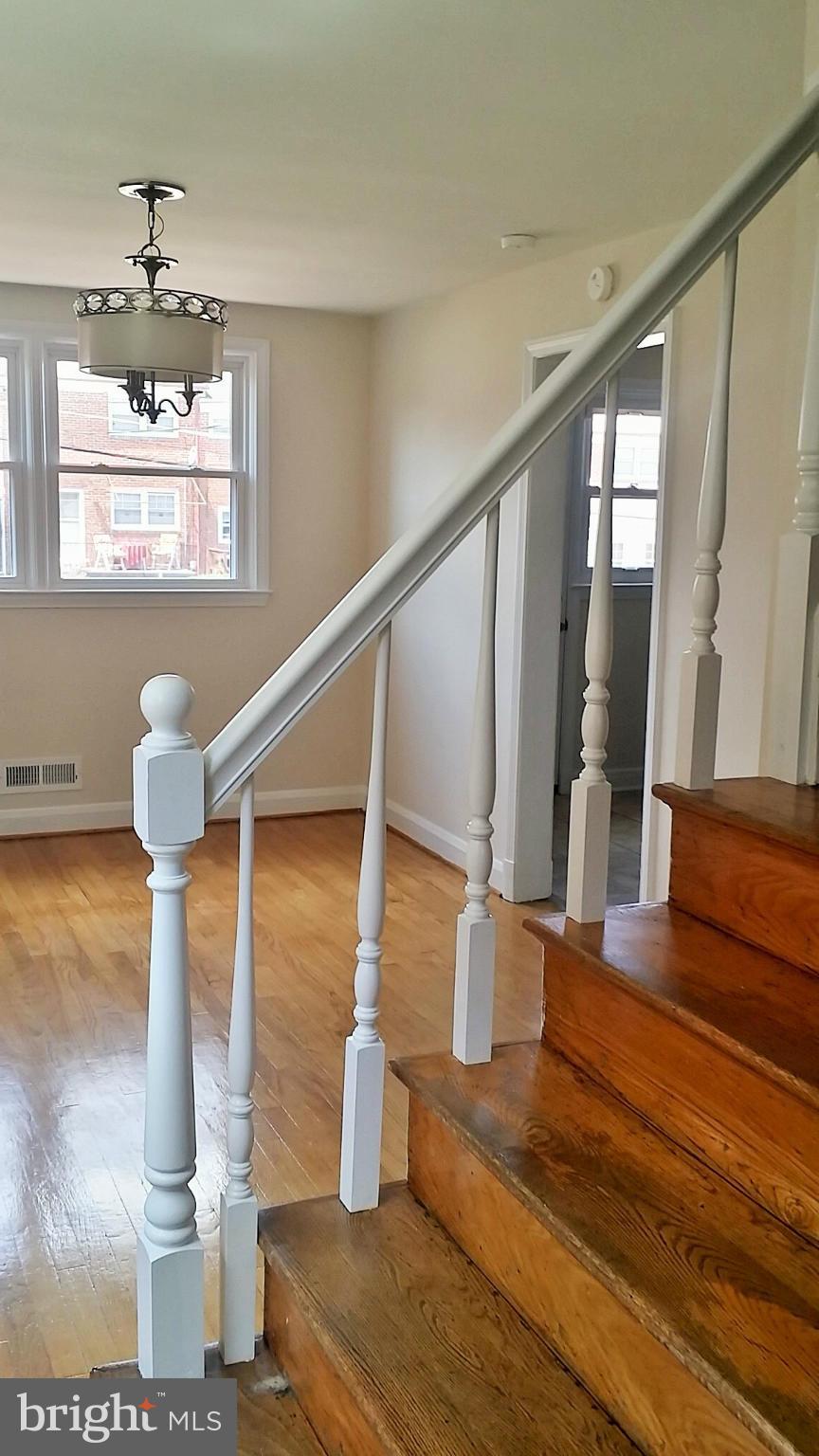1426 Clairidge Road Baltimore, MD 21207 - Photo 7 of 26 Interior (General)