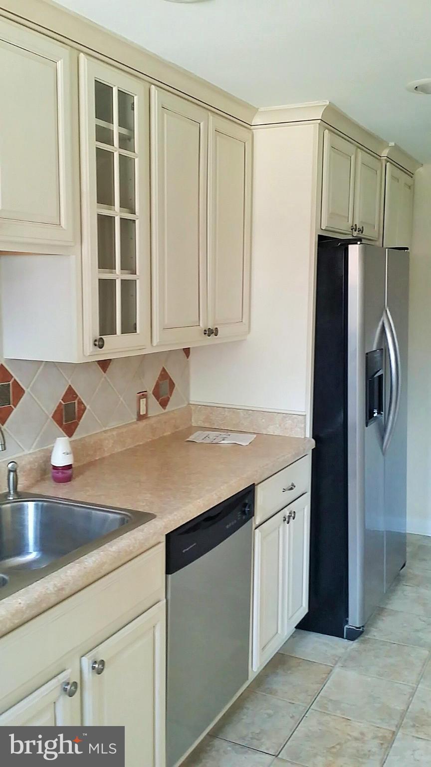 1426 Clairidge Road Baltimore, MD 21207 - Photo 10 of 26 Kitchen