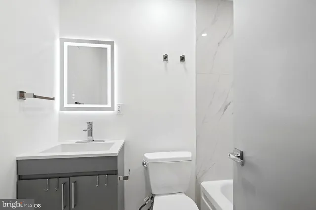 $456,900 | 4600 Old Branch Avenue, Suitland, MD 20746