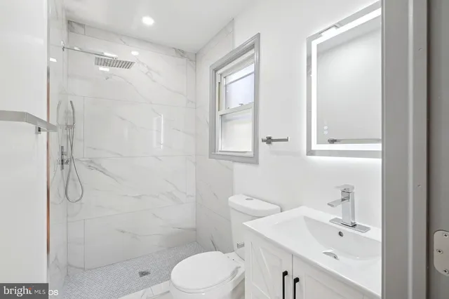 $456,900 | 4600 Old Branch Avenue, Suitland, MD 20746