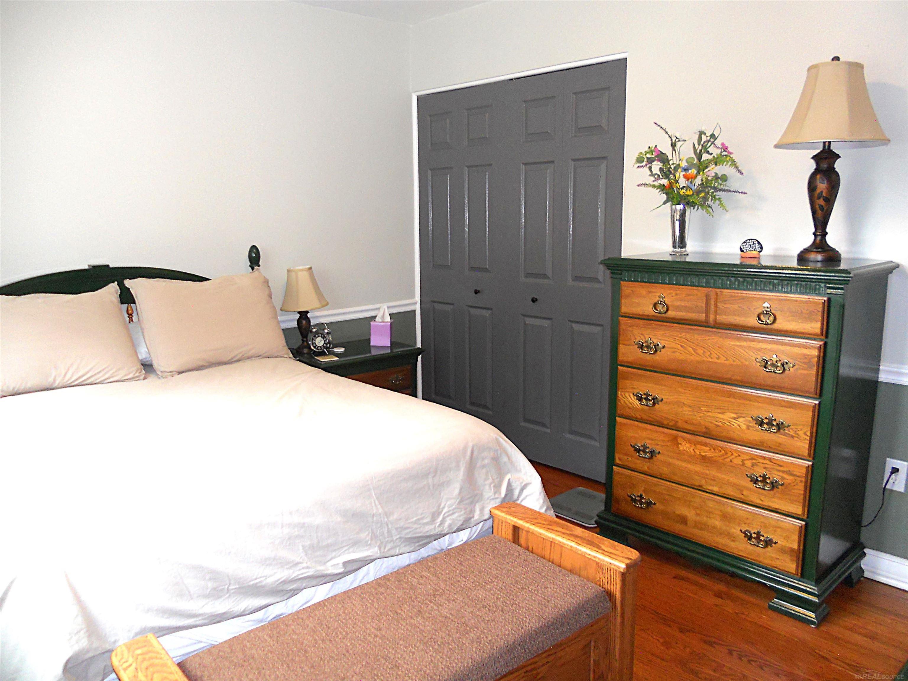 625 Rewold Drive Rochester, MI 48307 - Photo 32 of 69 50213110-6810bfa7-4f14-4a9c-916f-64627b9d72d9.JPG