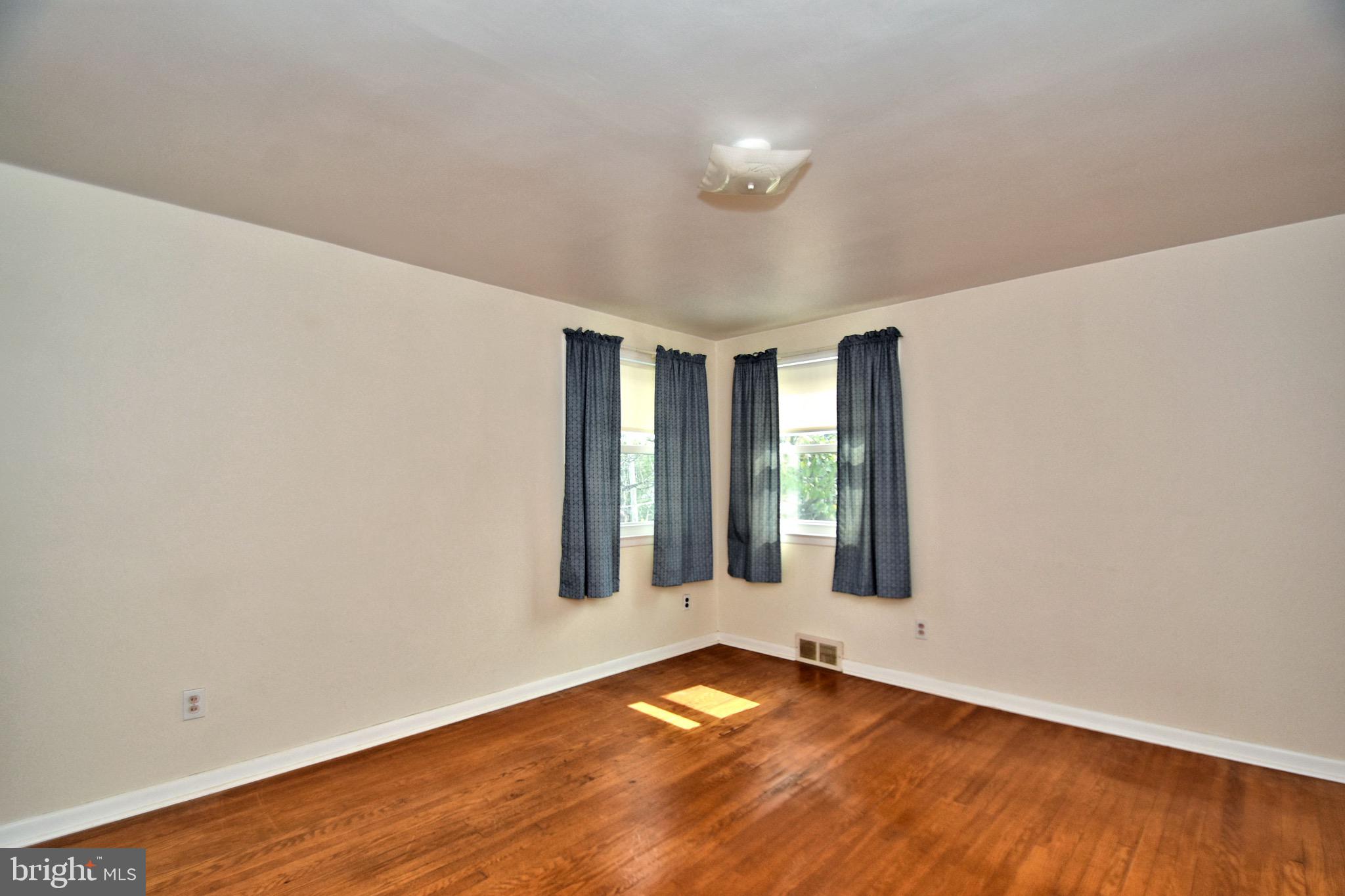 2341 Poplar Road Havertown, PA 19083 - Photo 19 of 45 Master Bedroom