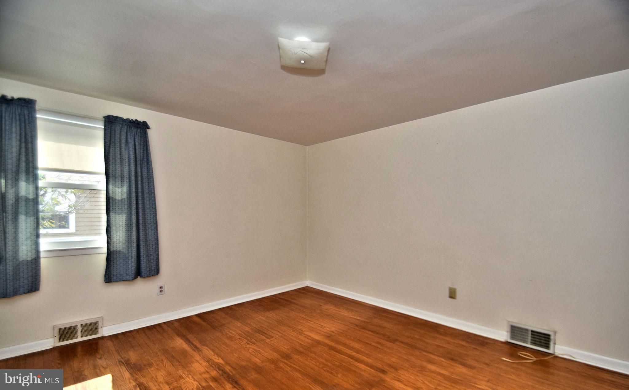 2341 Poplar Road Havertown, PA 19083 - Photo 20 of 45 Master Bedroom