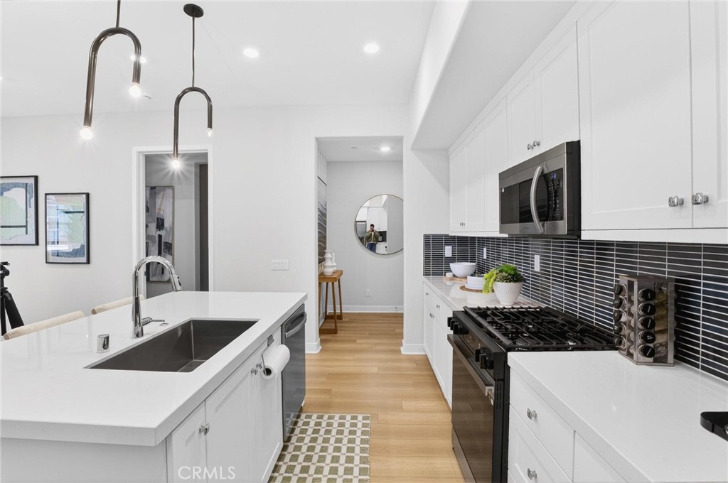 27209 Cranmore Way Valencia, CA 91381 - Photo 23 of 61