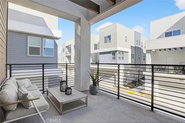 a view of a balcony with outer view