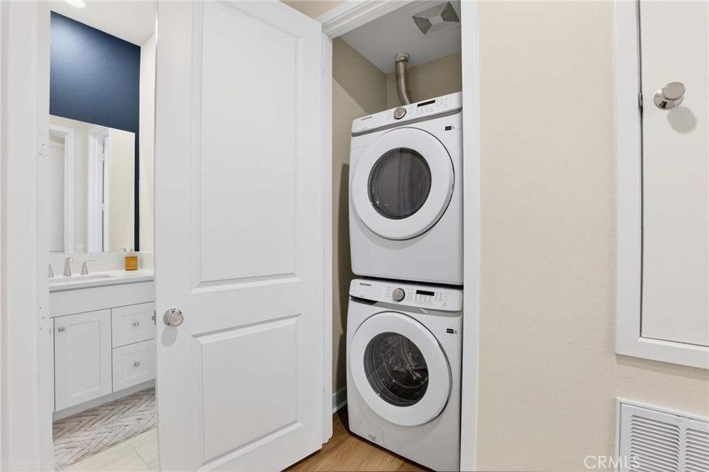 27209 Cranmore Way Valencia, CA 91381 - Photo 36 of 61