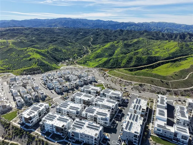 $554,203 | 27209 Cranmore Way, Unit 203, Valencia, CA 91381