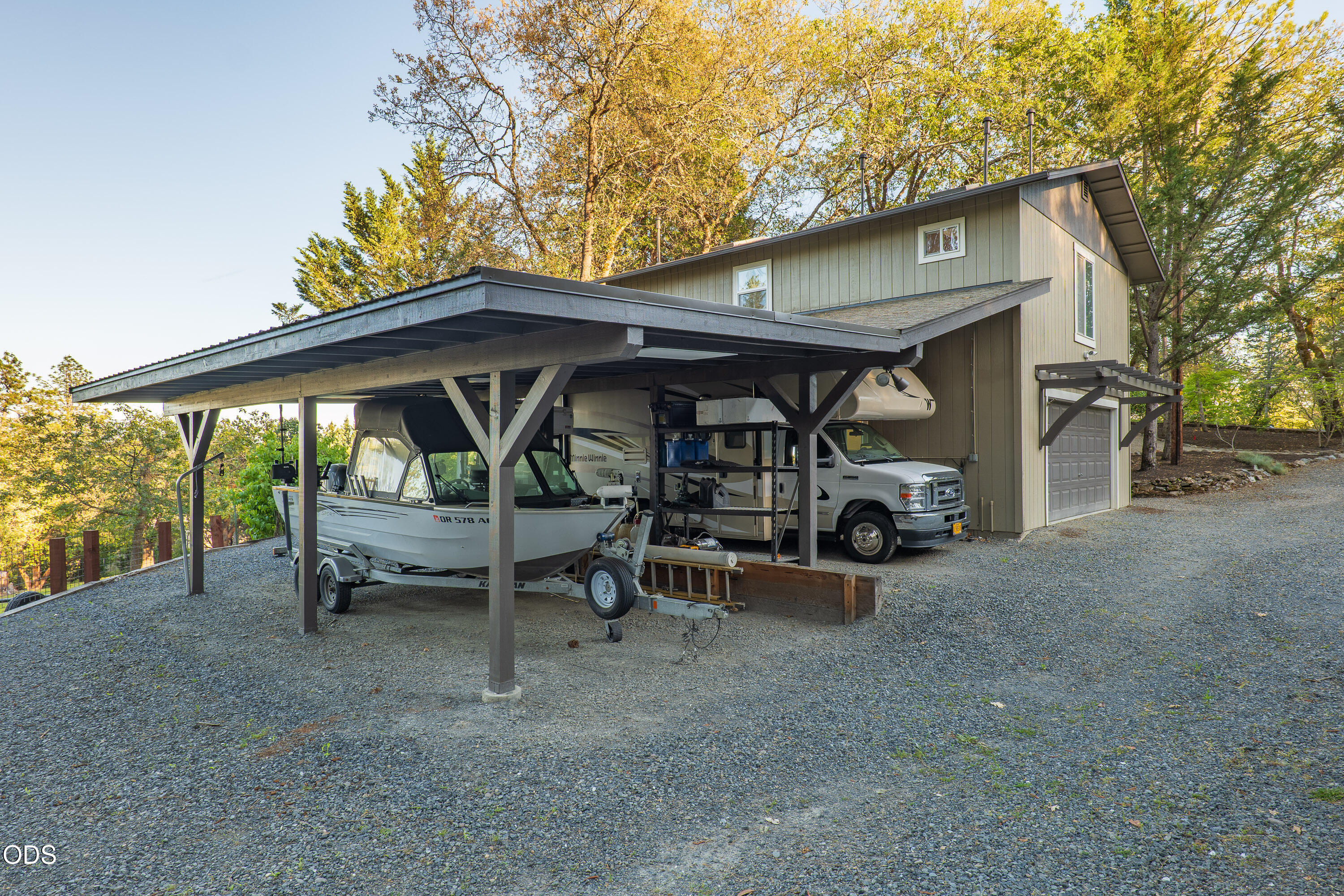 2564 Old Military Road Central Point, OR 97502 - Photo 41 of 58