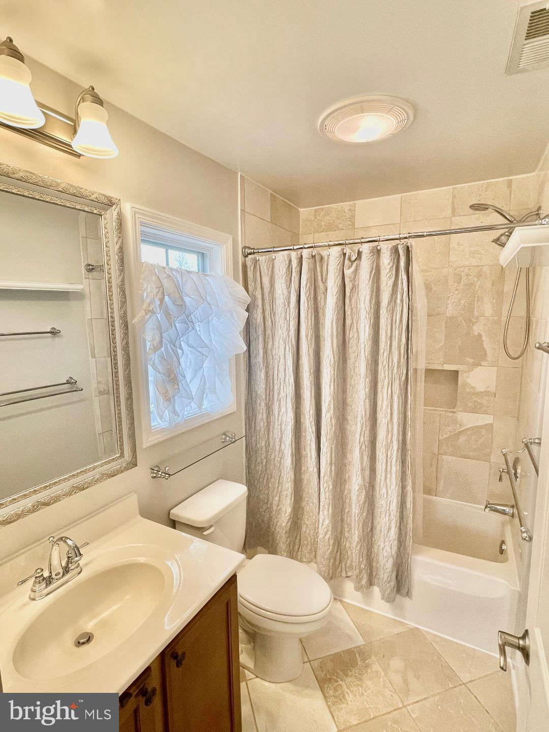 112 East Glebe Road, Unit A Alexandria, VA 22305 - Photo 28 of 32