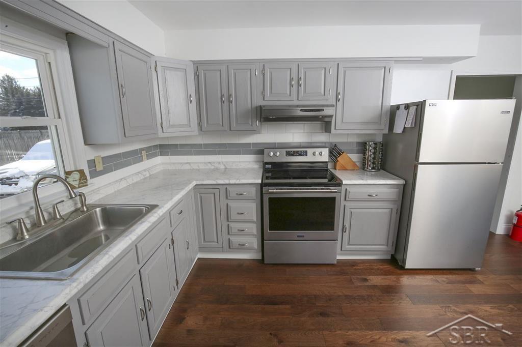 2526 West North Union Road Midland, MI 48642 - Photo 11 of 31 50033932-10.JPG