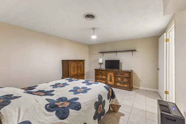 $850,000 | 392 Feather Ridge Road, Charlotte, TN 37036