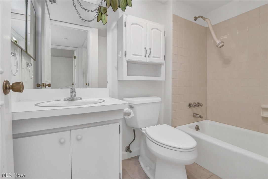 22701 Center Ridge Road, Unit 212 Rocky River, OH 44116 - Photo 17 of 41